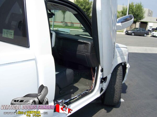 Cadillac Escalade EXT Truck 2002-2006 Lambo Vertical Doors Kit - Image 4