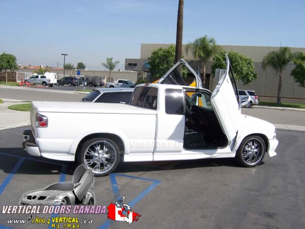 Chevrolet Blazer 1995-2005 Lambo Vertical Doors Kit - Image 16