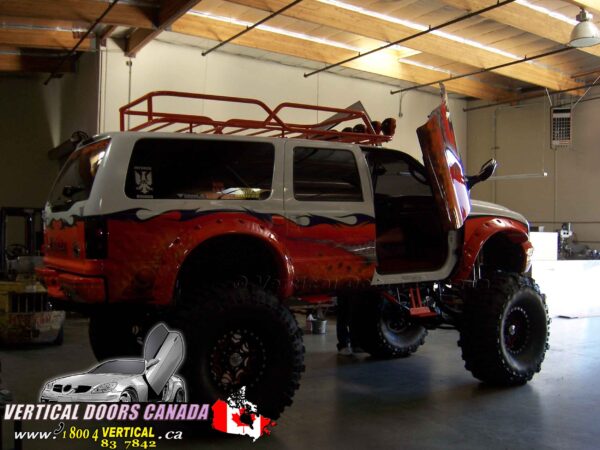 Ford Excursion 2000-2005 Rear Lambo Vertical Doors Kit ( Special Order ) - Image 7