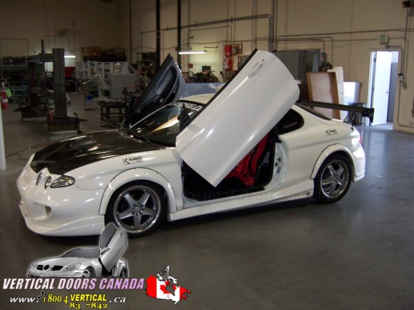 Hyundai Tiburon 2000-2001 Lambo Vertical Doors Kit ( Special Order ) - Image 9