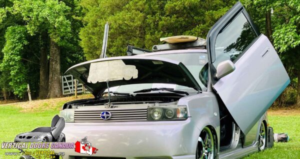 Scion XB 2004-2007 Lambo Vertical Doors Kit